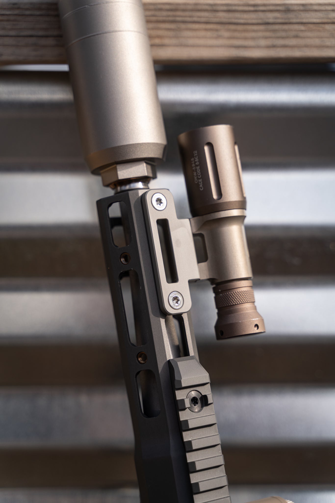 Q-Sert Offset Light Mount
