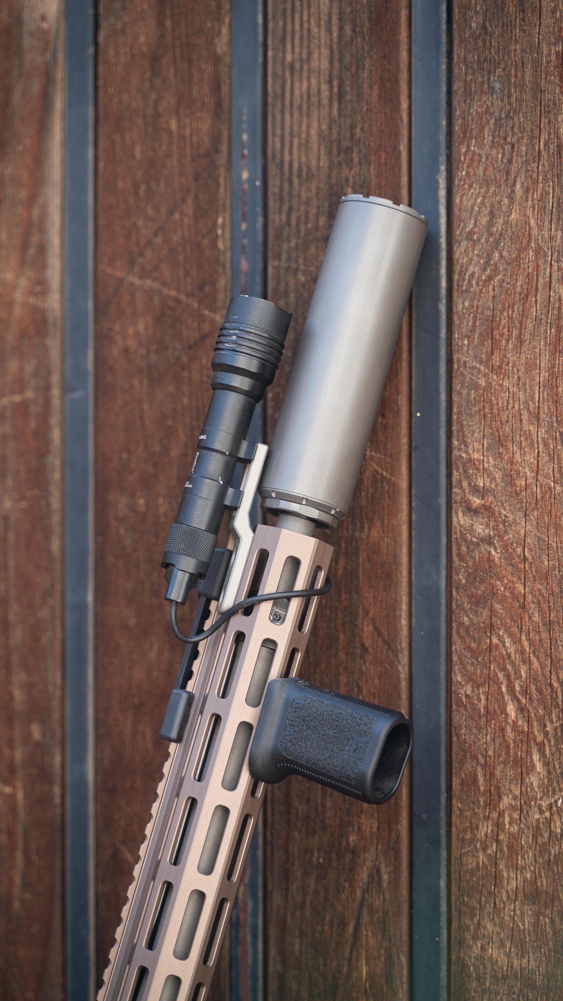 M-Lok Light Bar